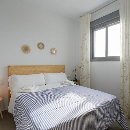 Poseidon Beach Apartment & Parking By Cadiz4Rentals מראה חיצוני תמונה