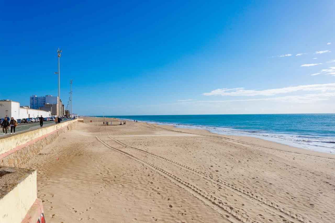 Poseidon Beach Apartment & Parking By Cadiz4Rentals מראה חיצוני תמונה