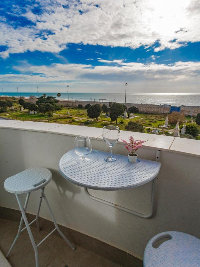 Poseidon Beach Apartment & Parking By Cadiz4Rentals מראה חיצוני תמונה