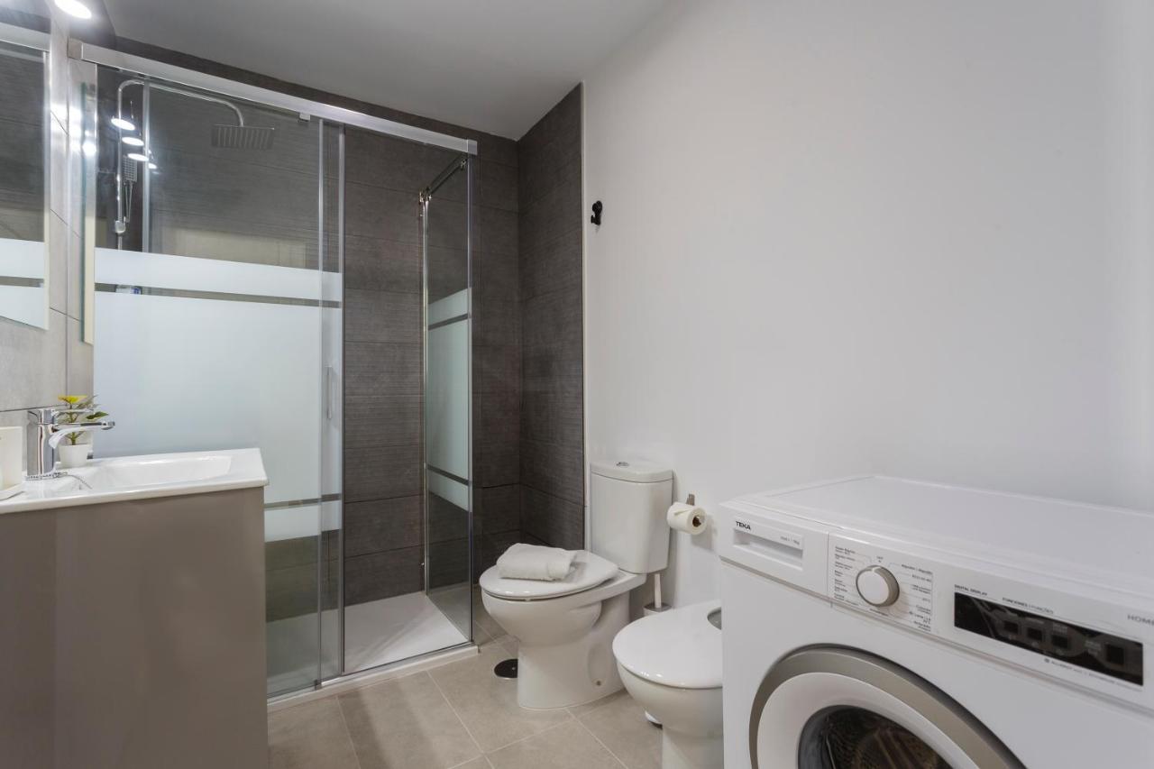 Poseidon Beach Apartment & Parking By Cadiz4Rentals מראה חיצוני תמונה