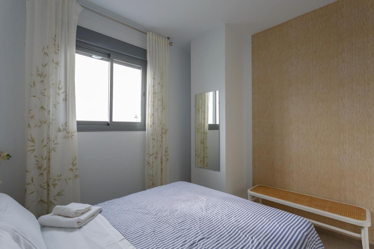 Poseidon Beach Apartment & Parking By Cadiz4Rentals מראה חיצוני תמונה
